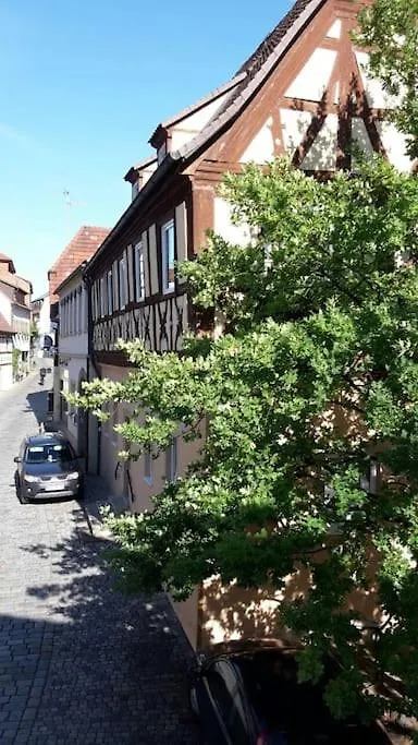 Nostalgie Erleben Im Historischen Turmwaechterhaus Villa Zeil am Main