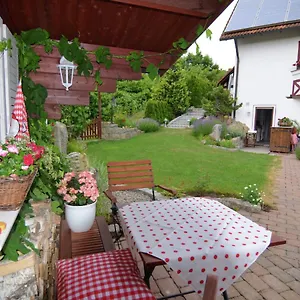 Ferienhaus Quaint In With Terrace, Zeil am Main